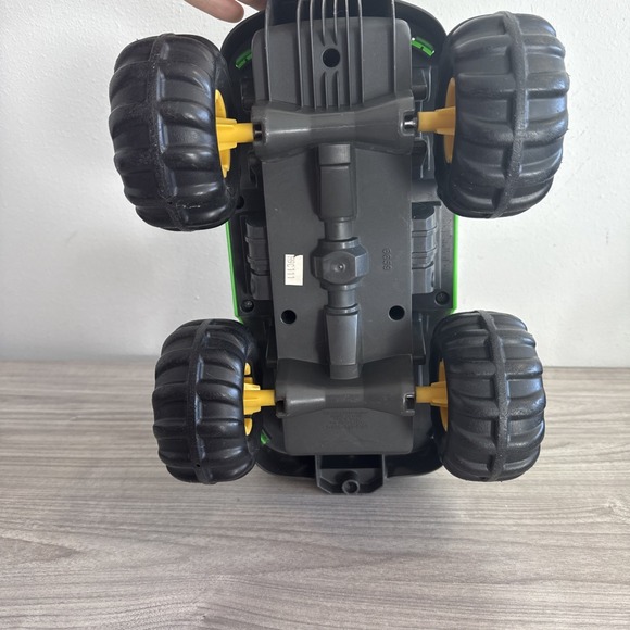 Vintage Played With Little Tikes Rugged Riggz Green Monster Truck Toy - Picture 7 of 7